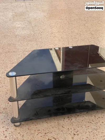 طاولة تلفزيون للبيع 3