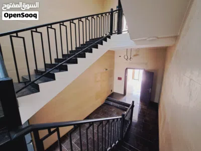 مكتب للايجار السيب موقع مميز سوق السيب /Office for rent in Seeb Prime location in Seeb Market 4