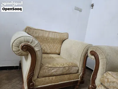 طقم كنب بحاله جيده جدا 3