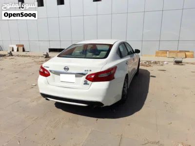 نيسان التيما S 4