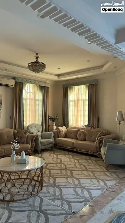 فله للبيع فرررصه (تجاريه / سكنية) مع الأثاث و المكيفات على الشارع العام و السريع 3