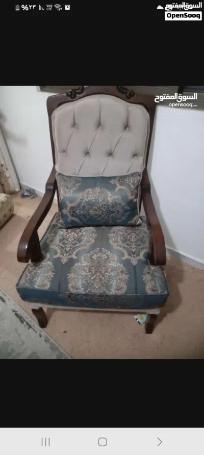 طقم كنب بحالة ممتازة 3