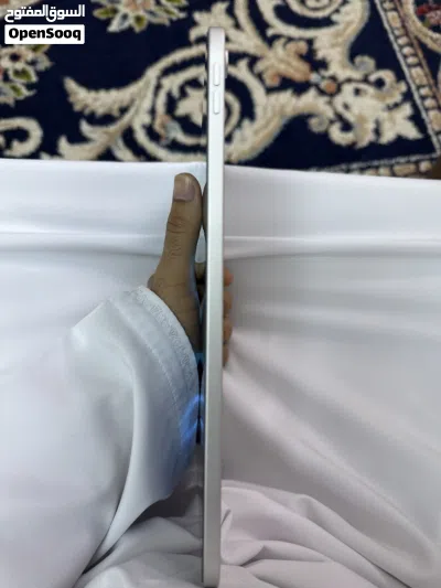 ايباد اير 11 نظيف جداً 4