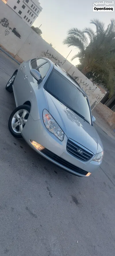 Hyundai Avante SE 4