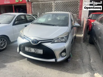 Toyota Yaris SE+ 2