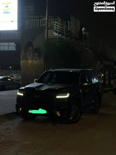 تويوتا لاند كروزر VXR 3