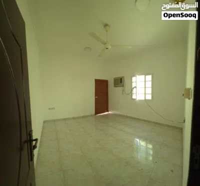 فيلا سكنية طابق الارضي للايجار في الموالح -Villa for rent in Al Mawaleh 4