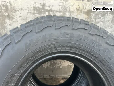 قومات يركبو عل تندرا او جيب او دوج سايز 305-70-16 2