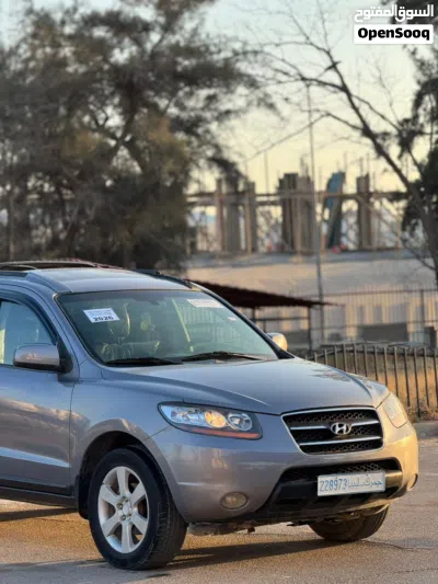 Hyundai Santa Fe GLS 3