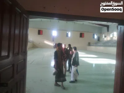 مخازن هنااااجر. مطاعم مول. بعدةاشكالهاكباروصغار الايجارعرطات الموقع بيت بوس الاصبحي شارع تعز وحده وا 4