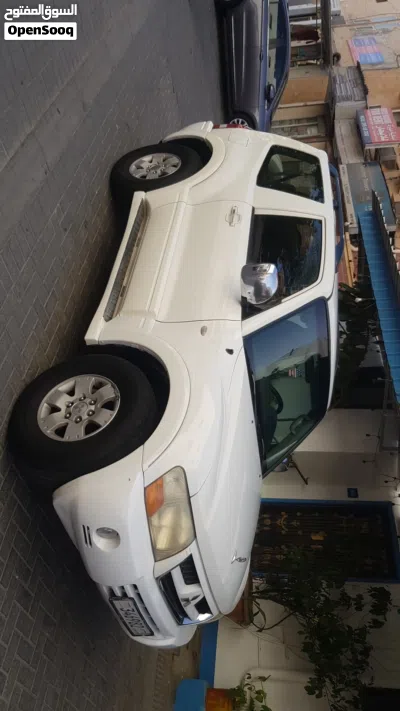 Mitsubishi Pajero Sport Standard 4