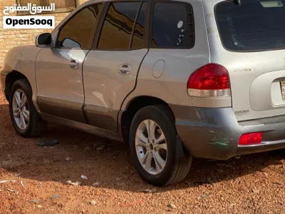 Hyundai Santa Fe Limited 3