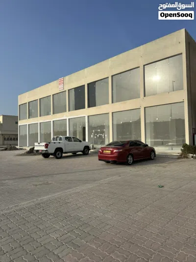 مبنى جاهز للإجار بالكامل معرض 3