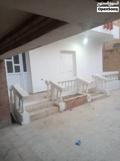 منزل للبيع في حي الأندلس 4