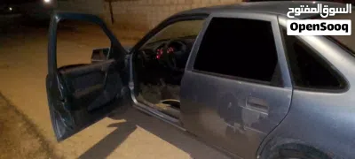 أوبل فيكترا 2