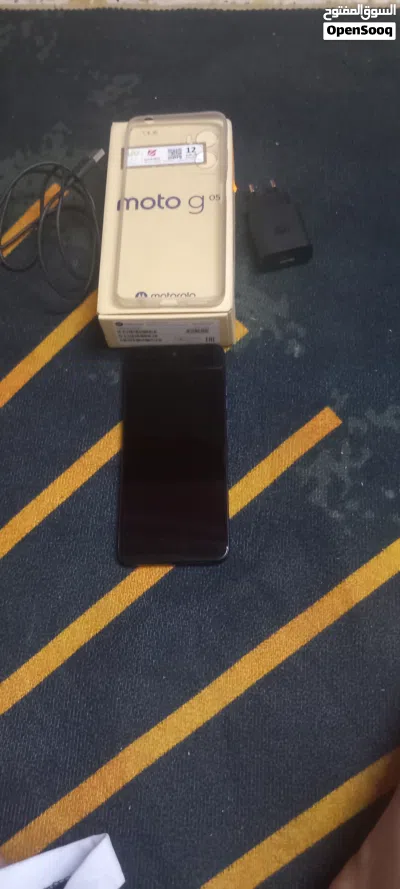 للبيع هاتف Moto G05 استعمال نظيف جداً، الشاشة (Clean Screen). 3
