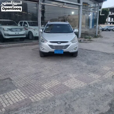 Hyundai Tucson GL 3