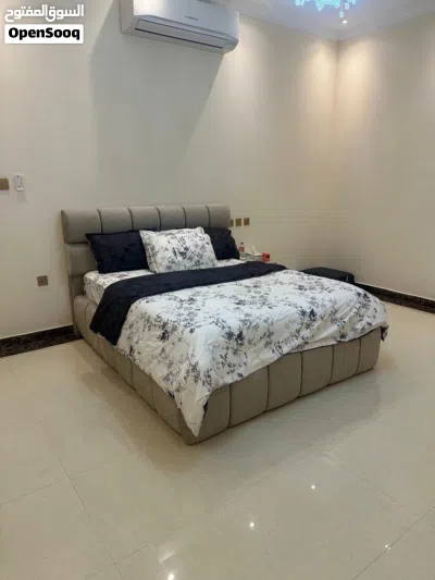 Queen Size Bed With Mattress And Drawer ( 4 Beds available) 4