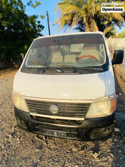 Nissan Urvan 4
