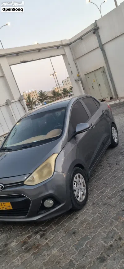 Hyundai i10 Standard 2
