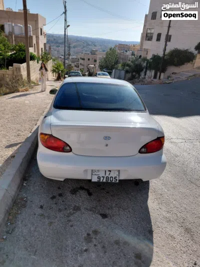 هيونداي افانتي Standard 2