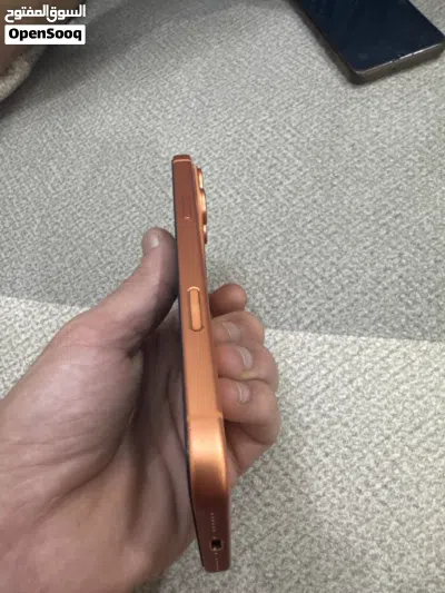 iPhone 17 Pro Max 4