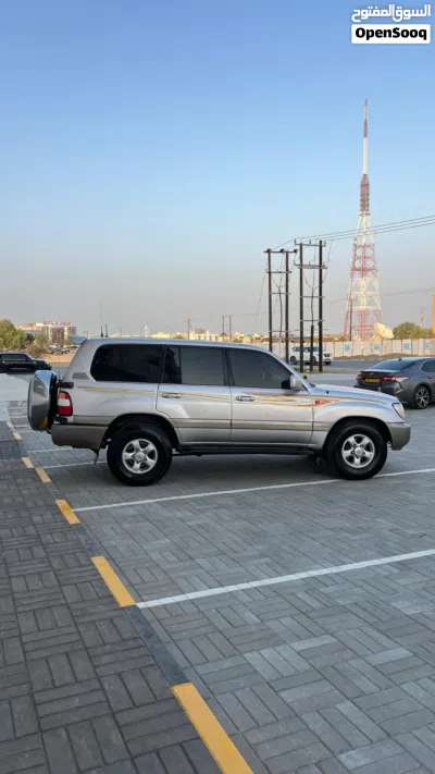 تويوتا لاند كروزر VXR 4