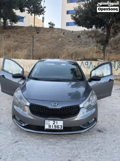 Kia Cerato Standard 2