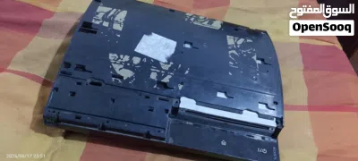 بلايستيشن 3 فات للبيع كوم ما بعرف مالها بطلت تشتغل 4