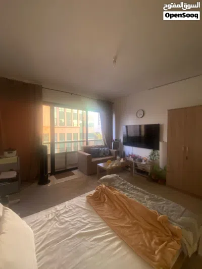 Master bedroom for rent in electra street 2
