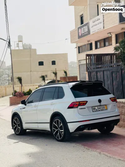 فولكسفاغن تيجوان R-Line 2