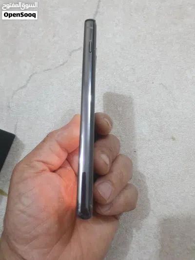 كلكسي s10 العادي 128 كيكا عاى 8. شريحتين شرق اوسط 4