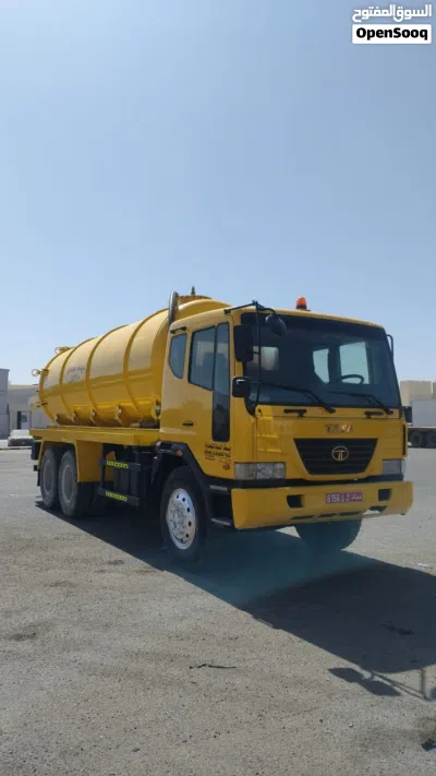 خدمة شفط مياه المجاري - تنظيف خزانات الصرف الصحي - خدمة صهريج مياه الصرف الصحي Sewage Water Tanker S 4