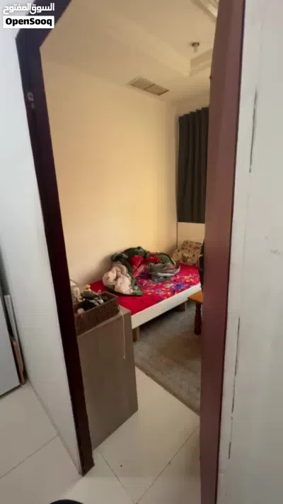 غرفة الايجار غير مفروشه لشخص واحد فقط Unfurnished room for rent for one person only 4