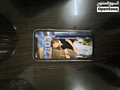 ايفون 11 عادي 4