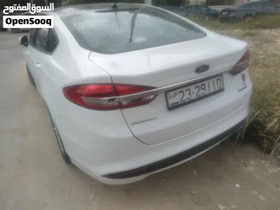 Ford Fusion SE 3