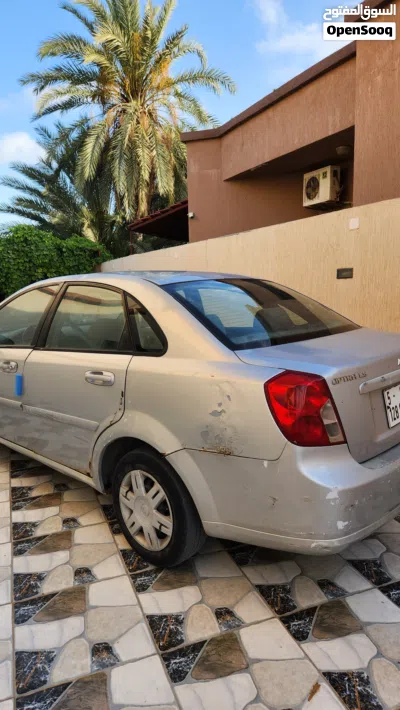 Chevrolet Optra LS 4