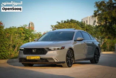 Honda Accord Touring 2