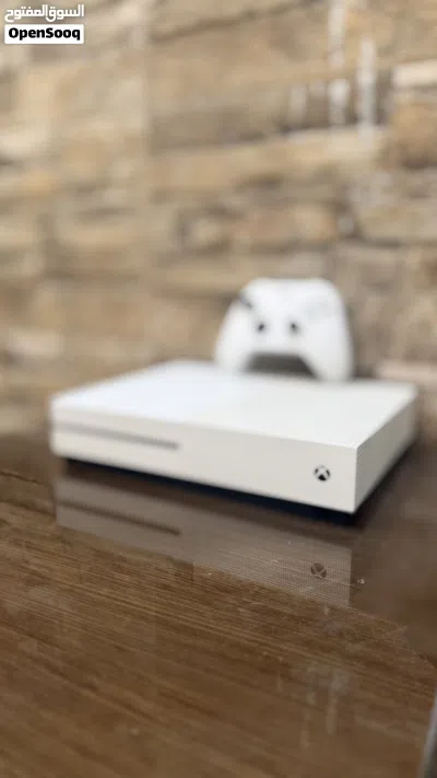 اكس بوكس ون اس 4