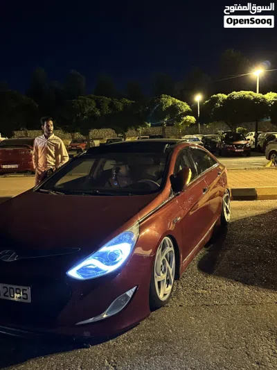 Hyundai Sonata Limited 4
