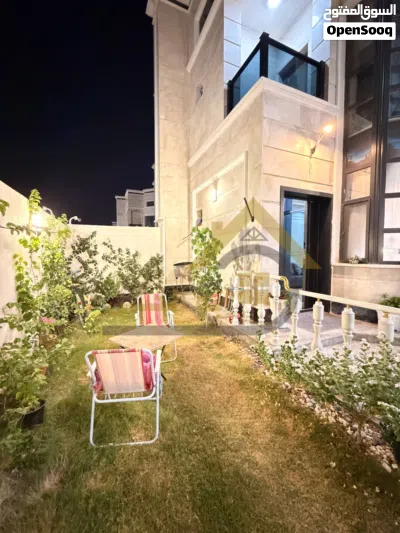 دار VIP للبيع حديث في مجمع درة البصرة السكني مساحة 300 2