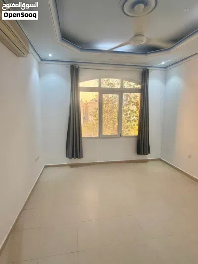 Villa for rent in alkhod four Hay Al Kawthar / فيلا للايجار في الخوض الرابعة حي الكوثر 4