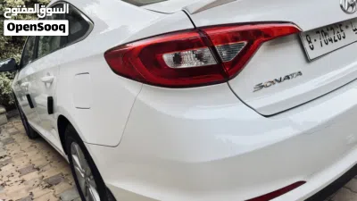 Hyundai Sonata Standard 4