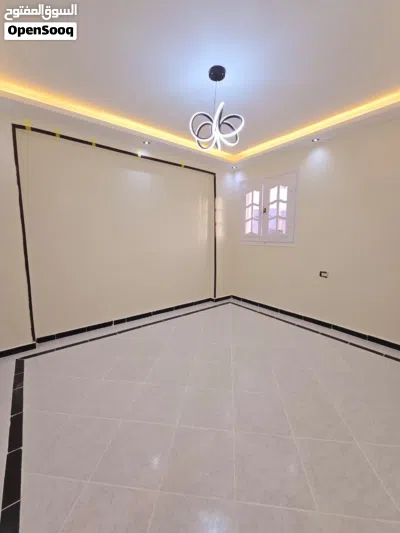 شقه دوبلكس فاخره للبيع فرصه لا تتكرر فى الاسكندريه العجمى خطوات من البحر بسعر لقطه 4