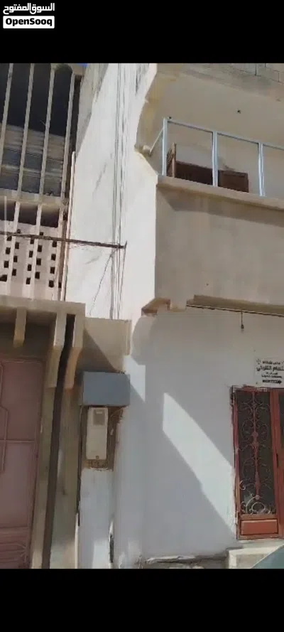 شقه في حي الفاتح للايجار 1500 4