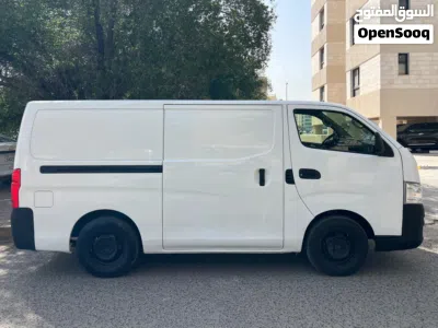 Nissan Urvan 4