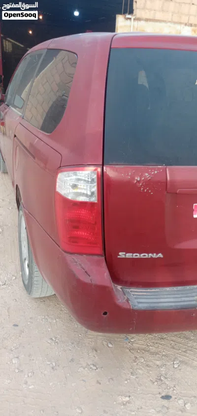 Kia Sedona EX 2