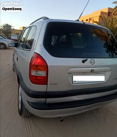أوبل زافيرا 4
