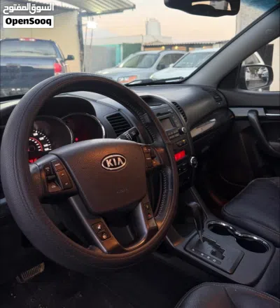 Kia Sorento EX 4