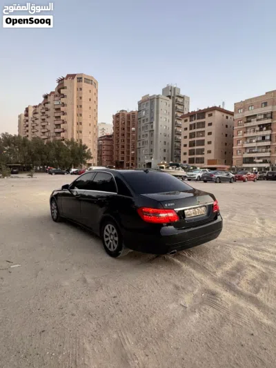 Mercedes Benz E-Class E 200 3